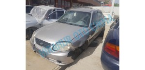 Hyundai Accent Çıkma Panjur