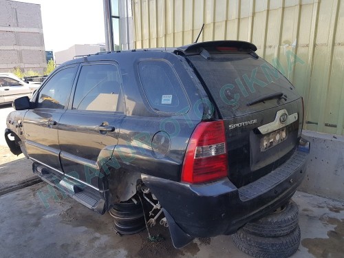Kia Sportage Çıkma Çamurluk