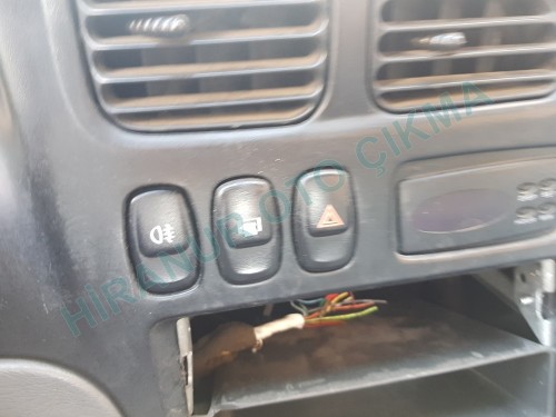 Kia Sephia Çıkma Dörtlü Flaşör