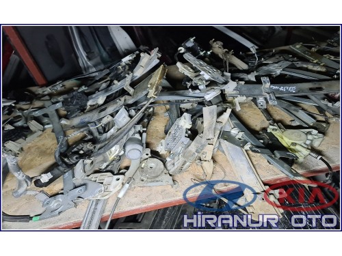 Hyundai Accent Yumurta Kasa Cam Krikosu