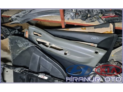 Kia Ceed Kapı Döşemesi