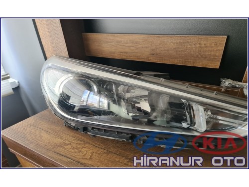 Hyundai i30 Çıkma Far