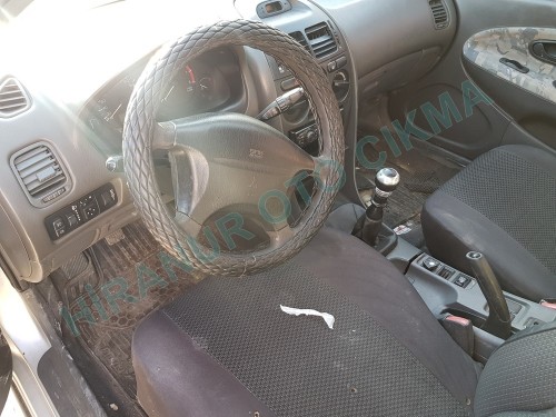 Mitsubishi Carisma Çıkma Kalorifer Izgarası