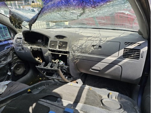 Kia Rio Çıkma Göğüs