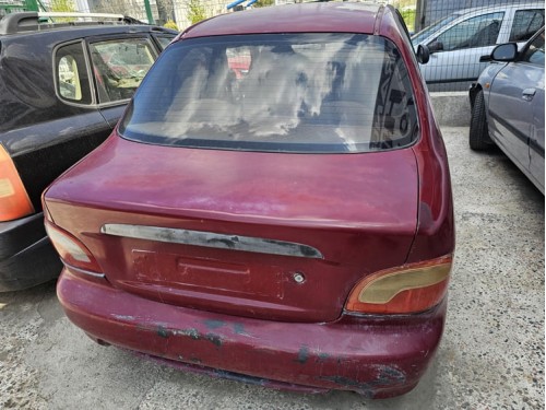 Hyundai Accent Yumurta Kasa çıkma bagaj kapağı