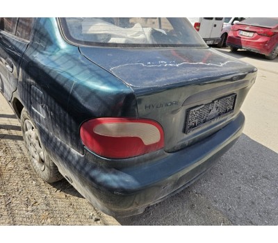 Hyundai Accent Yumurta Kasa çıkma stop camı