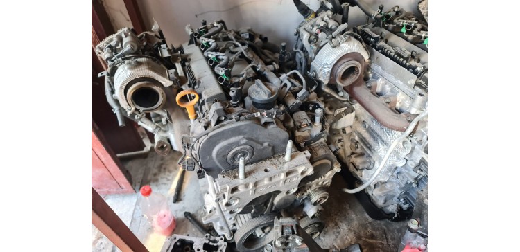 Hyundai Tucson Çıkma Motor